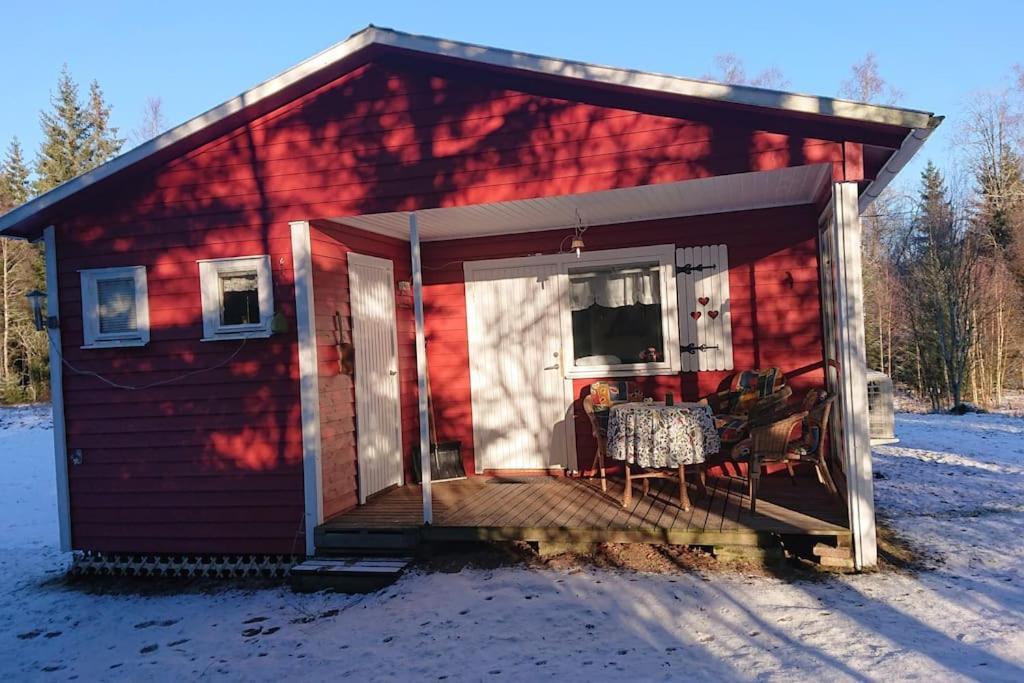 Stuga Vad Vatten Åsarp Kültér fotó