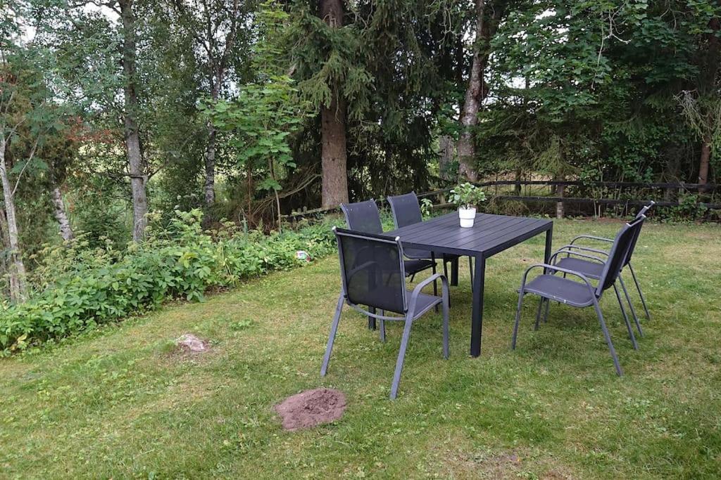 Stuga Vad Vatten Åsarp Kültér fotó